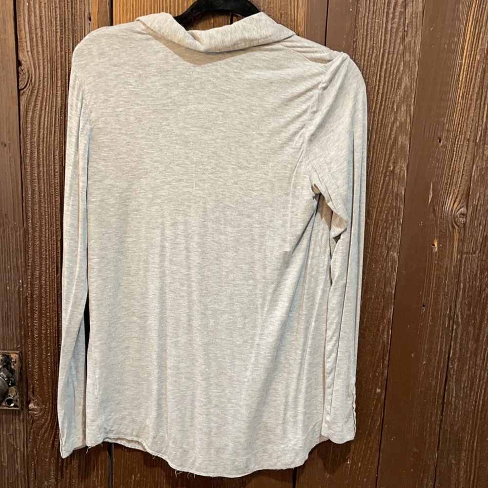 Cabi top - Picture 4 of 6